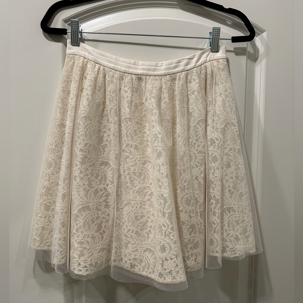 Express Ivory Lace & Tulle Small Skirt
